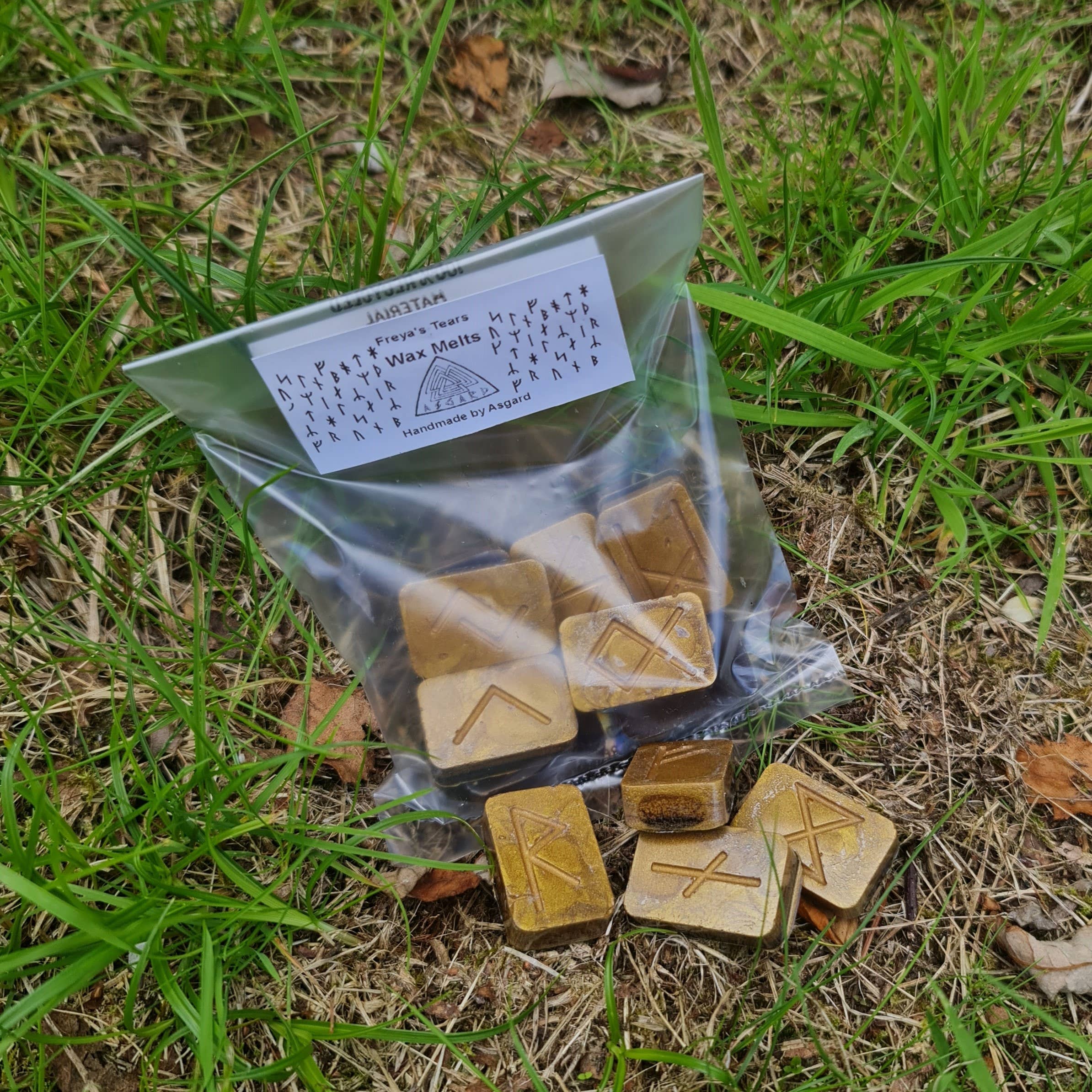 Freijan kyyneleet -tuoksuvahat – 8 viikinkiriimun setti