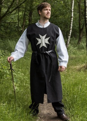 Keskiaikainen tabardi – Hospitaller, musta/luonnonvalkoinen