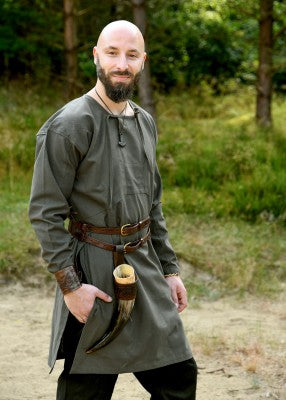 Viborg viikinkitunika, useita värivaihtoehtoja