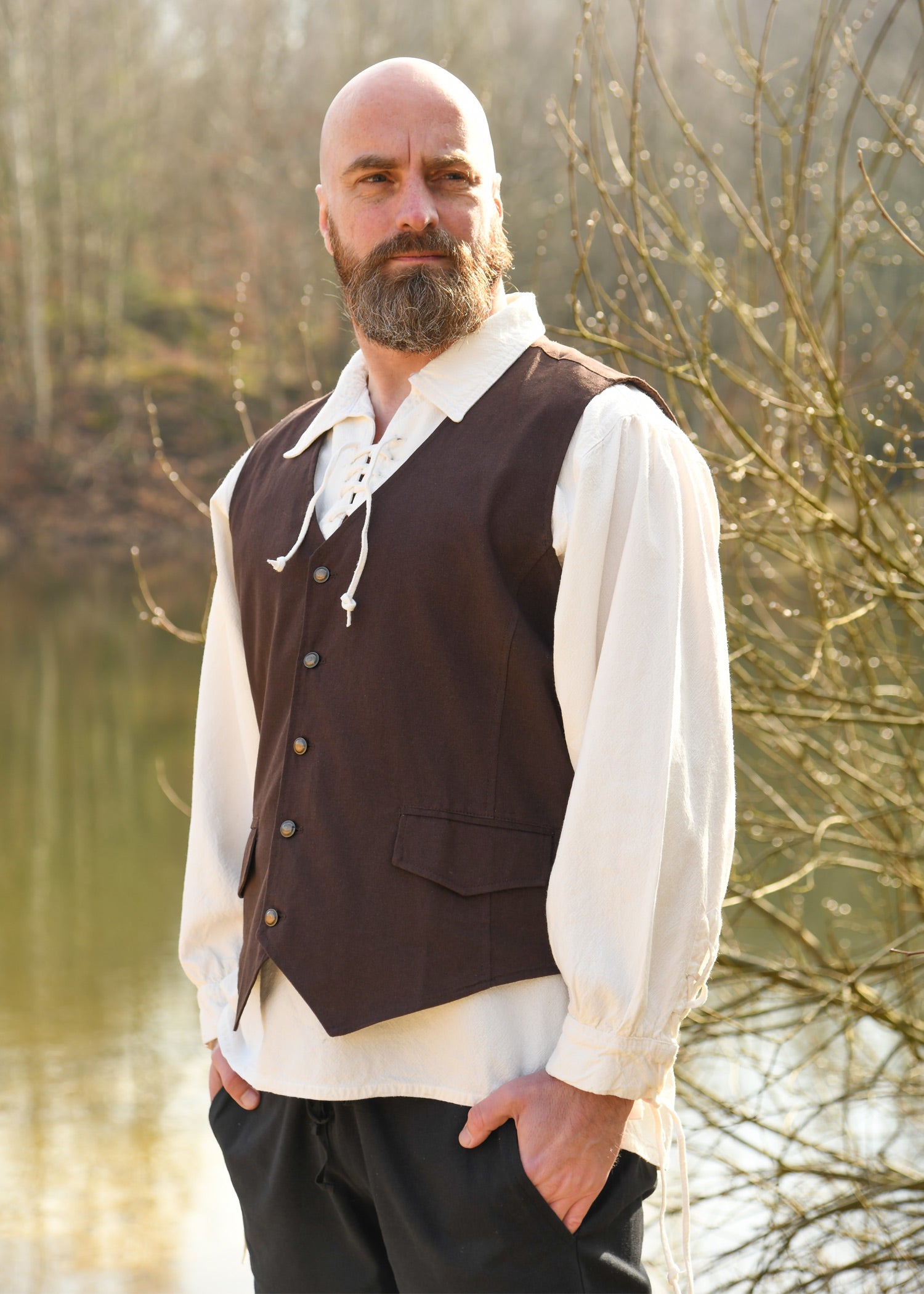 Keskiaikainen liivi Lasse, ruskea