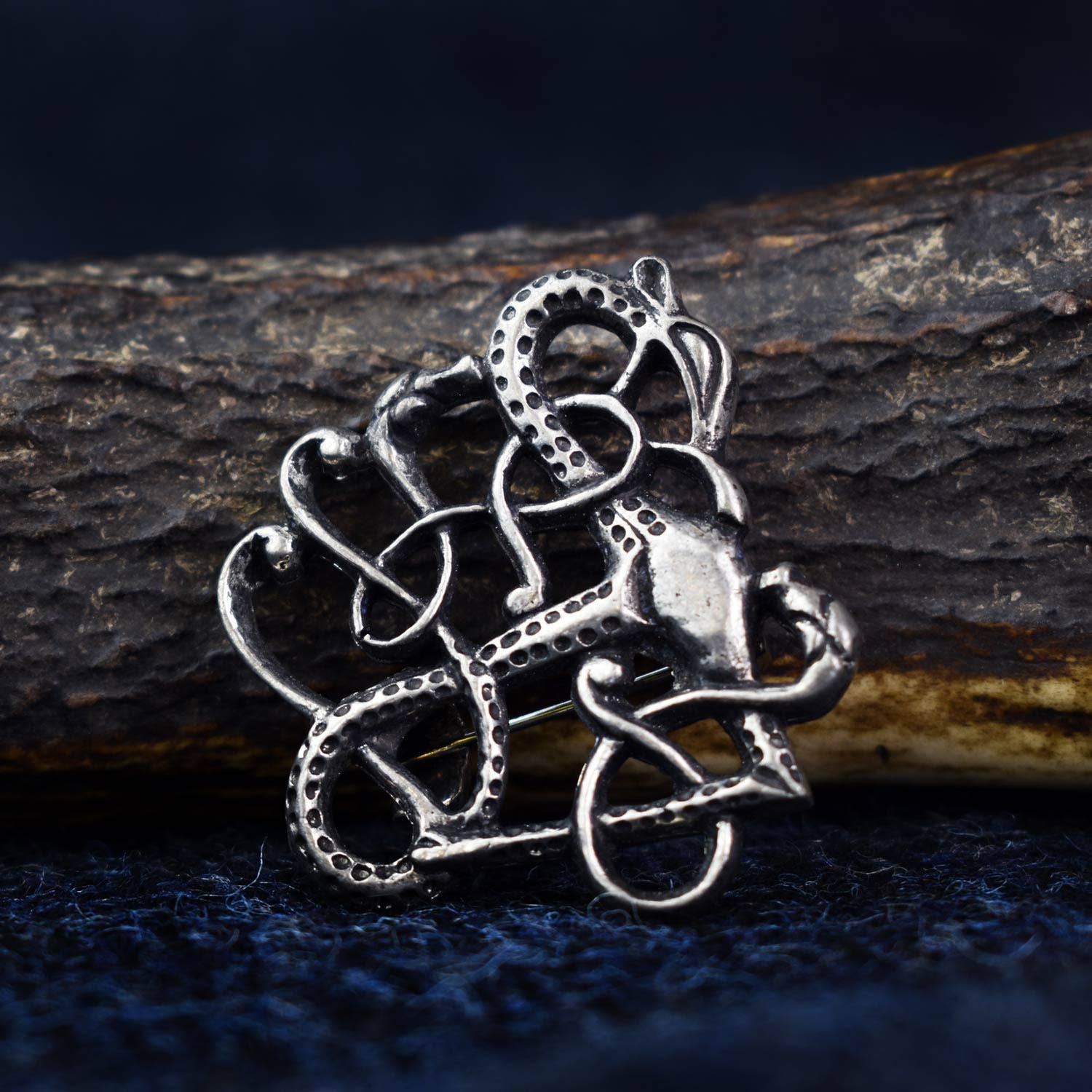 Solki – Urnes-tyylinen eläinhahmo, Islannin löytö