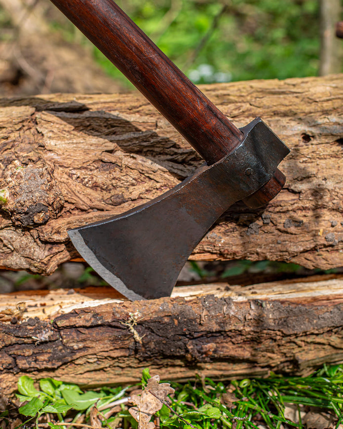 Jorvik-kirves – viikinkiajan innoittama käyttö- ja koristekirves