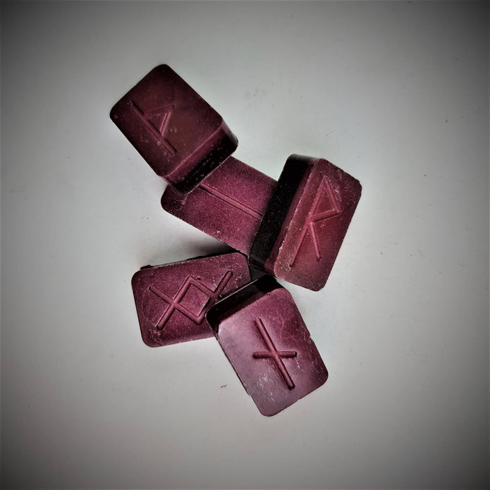 Helin nälkä -tuoksuvahat – 8 viikinkiriimun setti